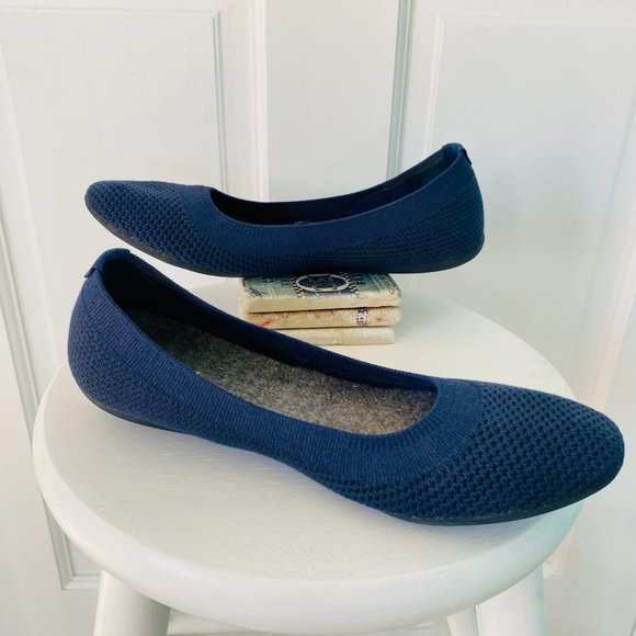 Allbirds Navy Blue Tree Breezers (size 8.5) - Picture 2 of 12